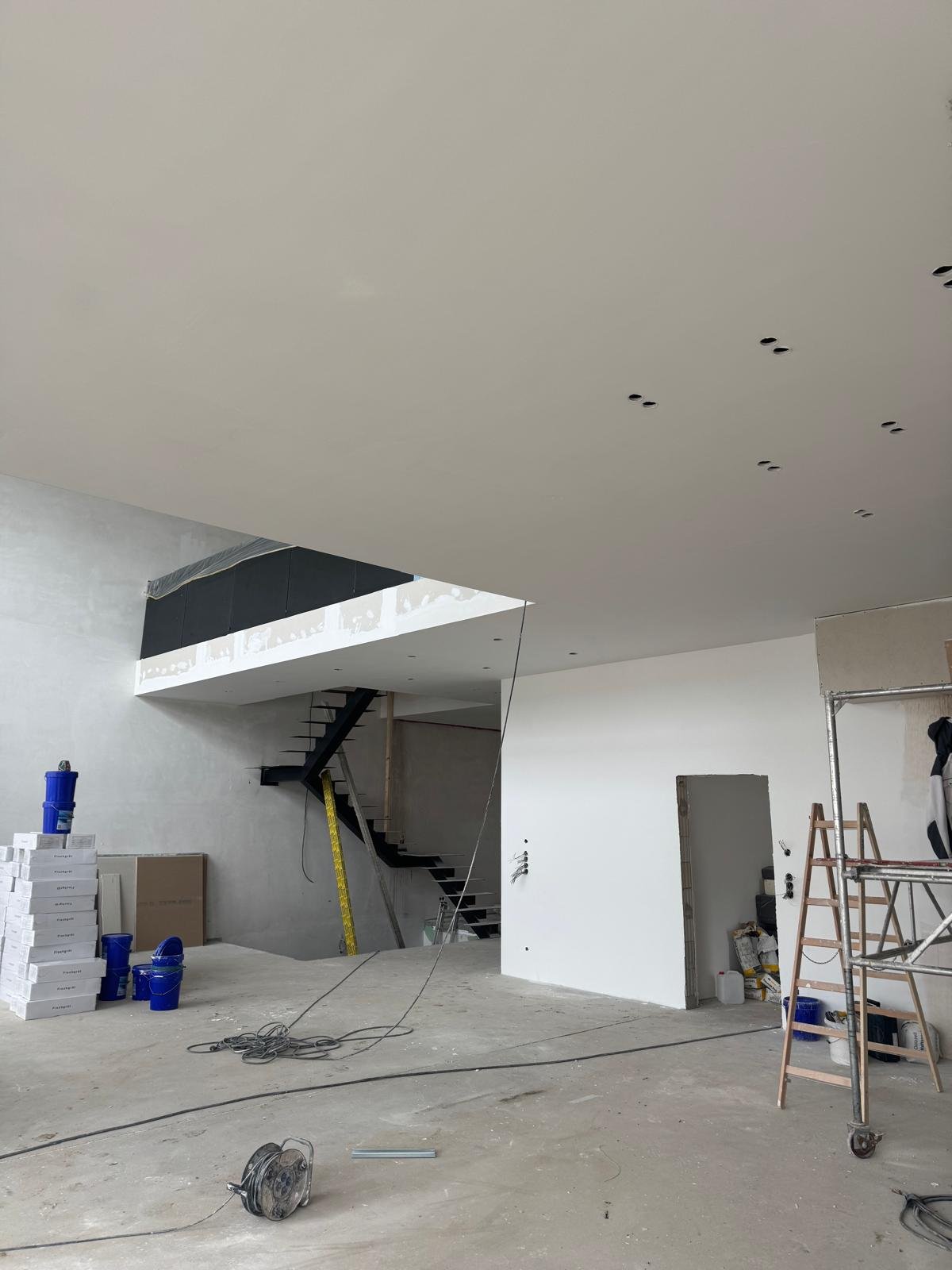 Loft-Ausbau mit hohen Decken